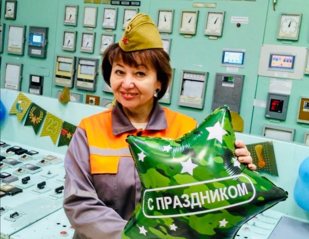 Поздравили мужчин