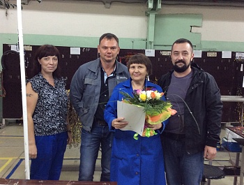 Поздравление юбиляров на "Электрощите"