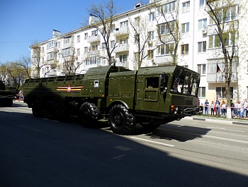 Фоторепортаж с возложения цветов к Вечному огню