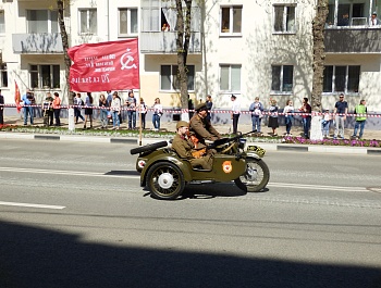 Фоторепортаж с возложения цветов к Вечному огню