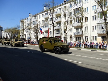 Фоторепортаж с возложения цветов к Вечному огню