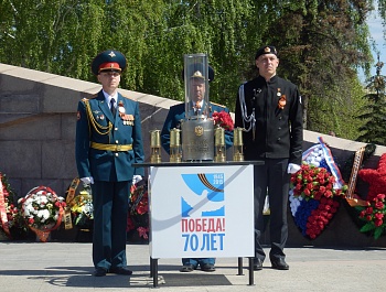 Возложение цветов к Вечному огню!