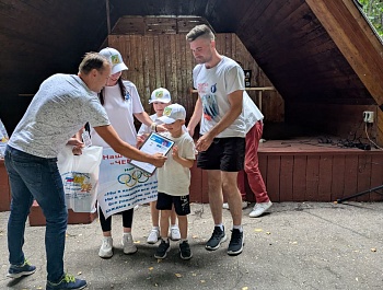 Семейный праздник "Папа, мама, я - спортивная семья"!