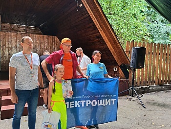 Семейный праздник "Папа, мама, я - спортивная семья"!