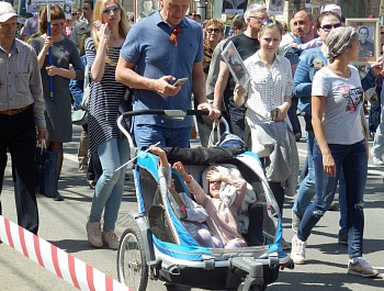 Фоторепортаж с возложения цветов к Вечному огню