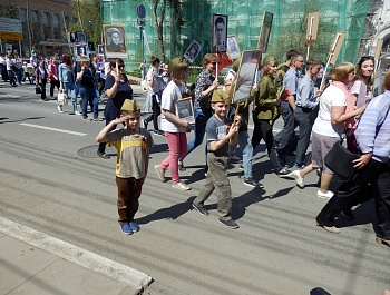 Фоторепортаж с возложения цветов к Вечному огню