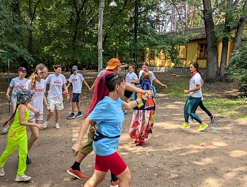 Семейный праздник "Папа, мама, я - спортивная семья"!