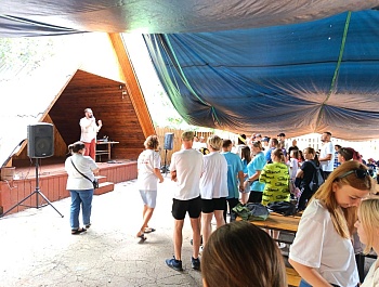 Семейный праздник "Папа, мама, я - спортивная семья"!