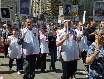 Фоторепортаж с возложения цветов к Вечному огню