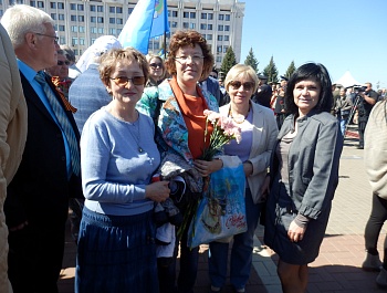 Фоторепортаж с возложения цветов к Вечному огню